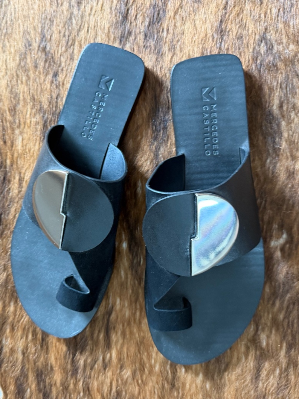 Mercedes Castillo Costanzah black leather sandals with a Silver Metal Toe Loop
